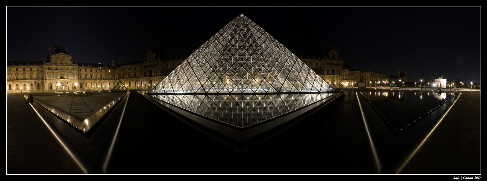 2006   09   Pano louvre 3